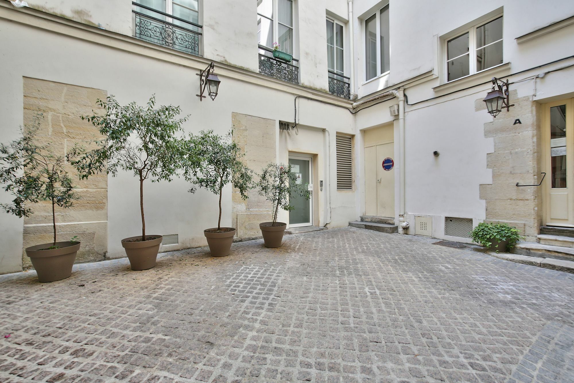 69 - Authentic Parisian Home 외부 사진