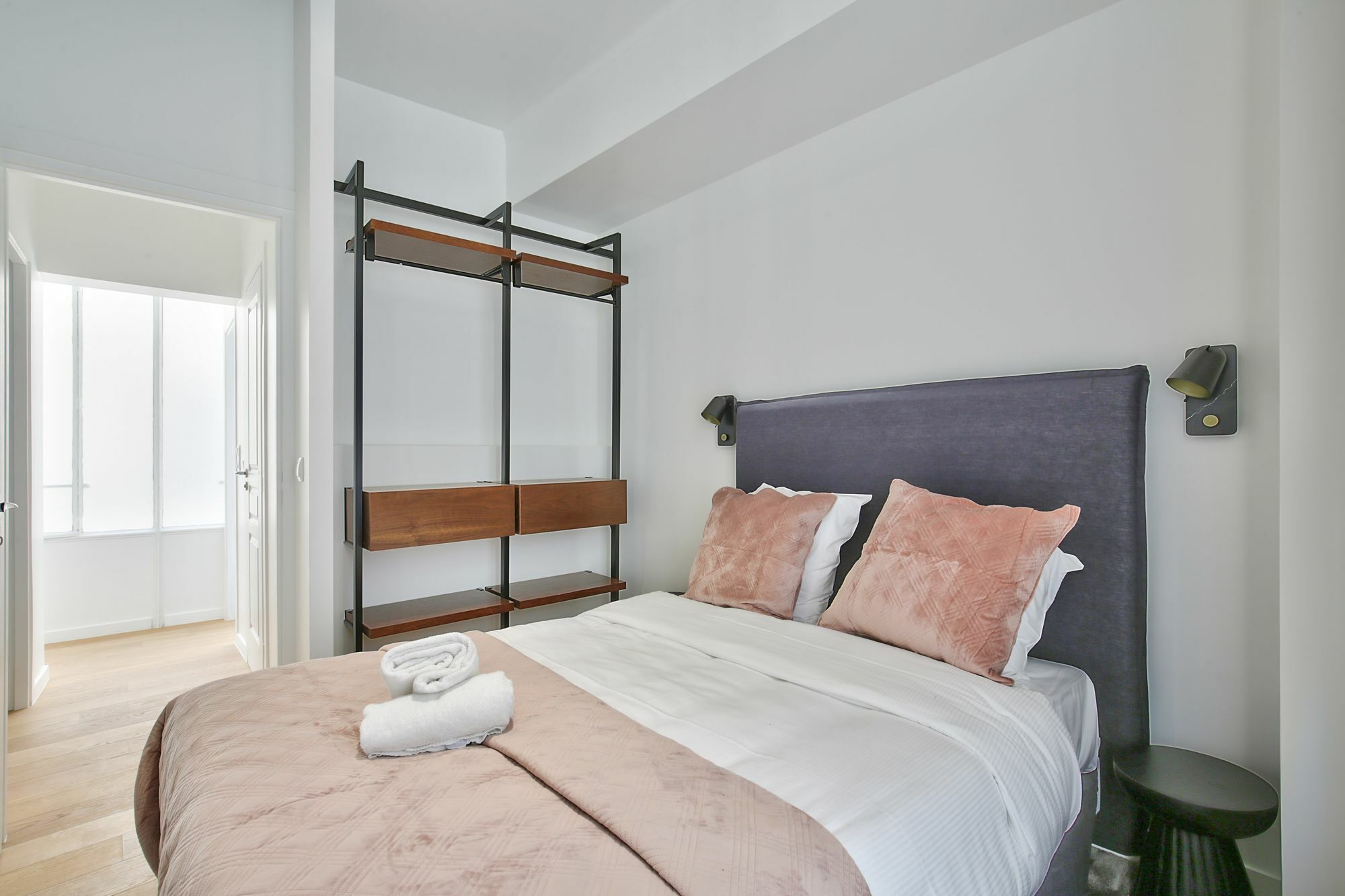 69 - Authentic Parisian Home 외부 사진